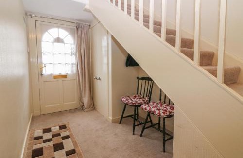 Banff House | Thain House