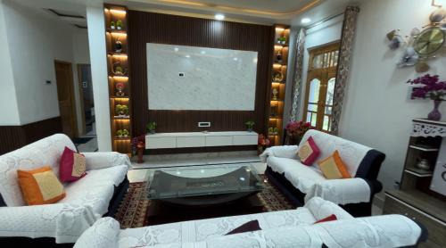 Dalhousie House | THAKUR Home Stay