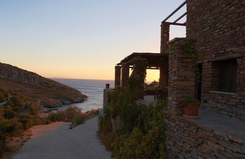 Pisses Apartment | Thalassa Appart. on the sea, vacation on your own beach, at a good price!