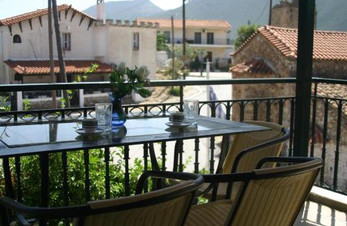 Skoutari Apartment | Thalis Rooms