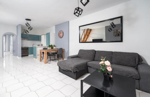 Paralia Porovitsis Apartment | Thalori Akra escape