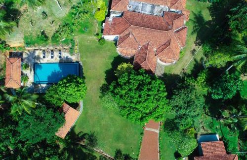 Unawatuna Hotel | Thalpe Walawwa Heritage Villa With Private Beach Access