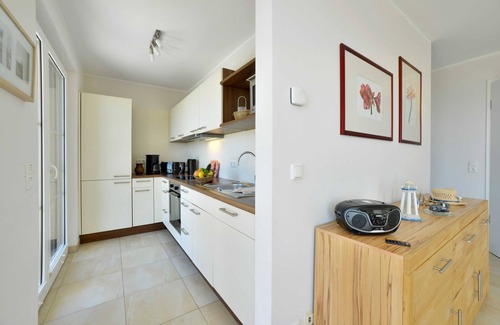 Juliusruh Apartment | Thatched cottage Ostseebrise - thatched cottage Ostseebrise
