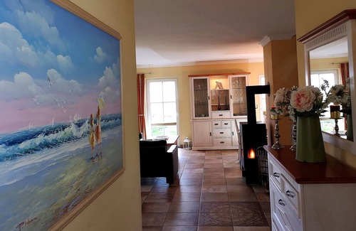Juliusruh House | Thatched cottage, Ruegen, 5 stars, fireplace, view over the water, 3 bedrooms