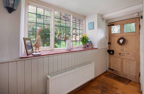 Combeinteignhead Other | Thatched Devon longhouse, close to sea, with private indoor swimming pool.