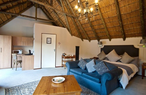 Greater Johannesburg Metropolitan Area Bed & Breakfast | Thatchfoord Lodge