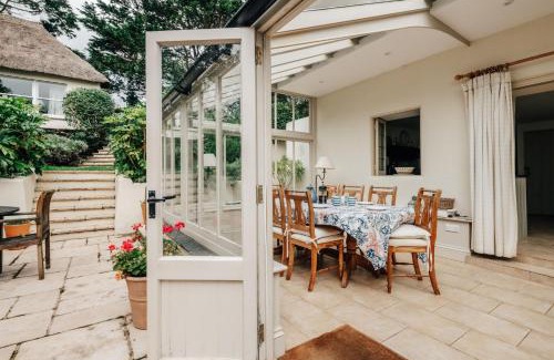 Thurlestone House | Thatchways