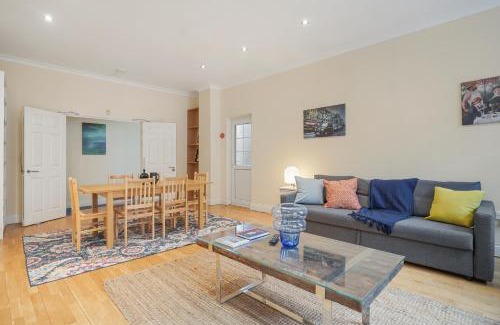St. Pancras and Somers Town Apartment | The Αnchor - Κing's Cross ZONE 1!