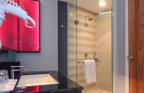 Jakarta Hotel | THE 1O1 Jakarta Sedayu Darmawangsa