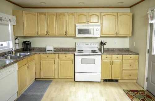 Bar Harbor House | The 48 Cottage