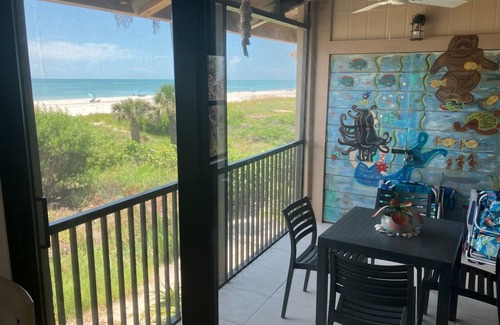 Sanibel Condo | The 5 star Mermaid House beachfront condo reopens. Gulf view from all windows