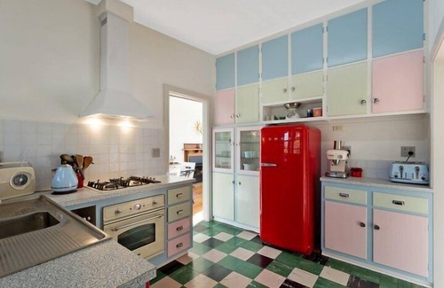 Merimbula Cabin | The 50's Beach House Merimbula