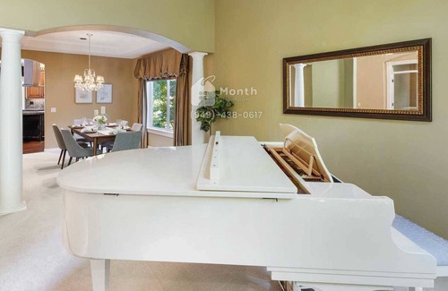 Northwest Portland House | The Abbey on Birkendene