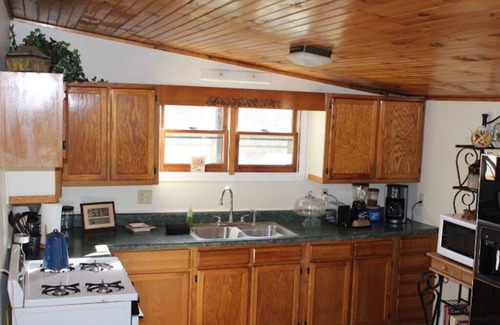 Bakersville House | The Abernathy NC