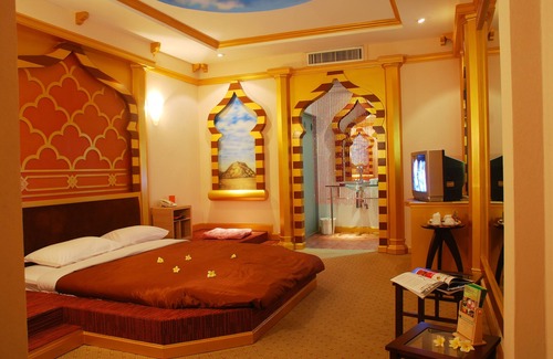 Nong Hoi Hotel | The Adventure Hotel