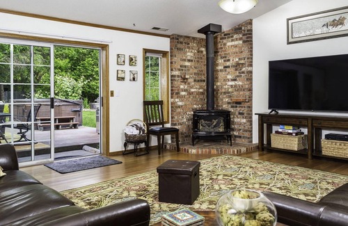 Leavenworth House | The Aerie