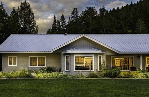 Leavenworth House | The Aerie
