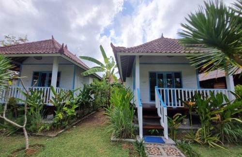 Mushroom Bay Resort | The Akah Cottage