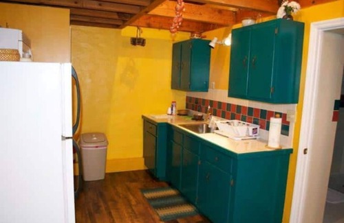 Fayetteville House | The Alamo Lodge