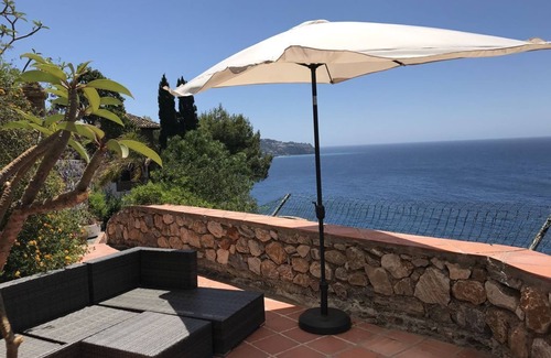 Almunecar Ski Chalet | The Algarabia. Luxury Private Villa