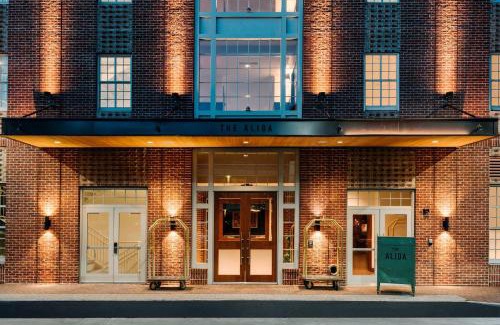 Historic District - North Hotel | The Alida, Savannah, a Tribute Portfolio Hotel
