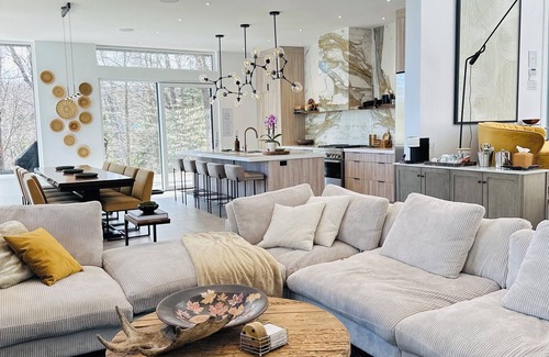 Dysart et al House | The Alpine Ridge Lakefront Luxury Residence