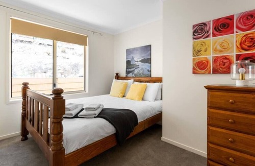 Hallett Cove House | The amazing Sea View Holiday Home - Hallett Cove