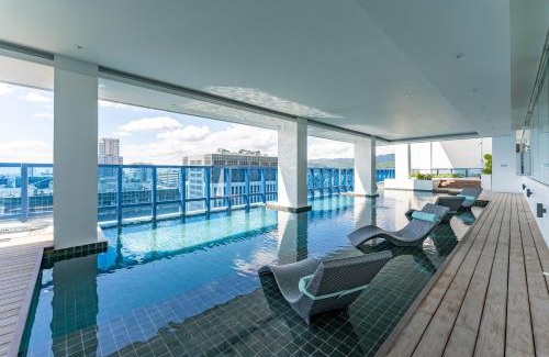 Cebu Apartment | The Amber Room at 38th Park Avenue IT Park Cebu - Walk to Ayala and Cafes with fast WiFi