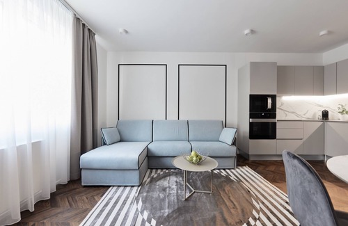 Palace District Hotel | The Amberlyn Suite Hotel