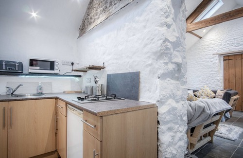 Castlemartin Cottage | The Anchor Light - 1 Bed - Freshwest Beach Retreat