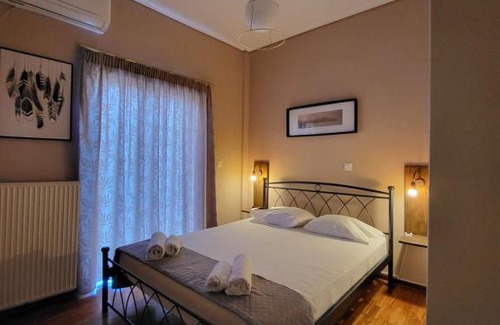 Rafina-Pikermi Apartment | THE ANCHOR - next to the port, airport & Athens