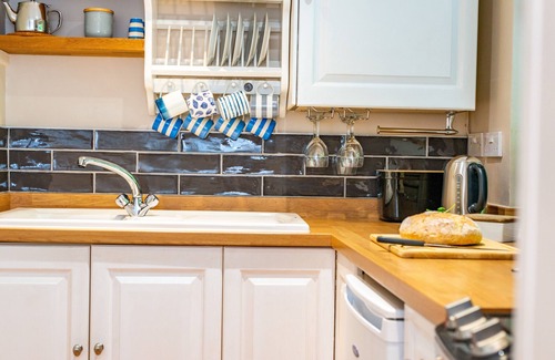 Little Petherick Apartment | The Anchorage - Little Petherick