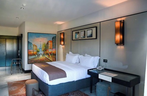 Independence Layout Hotel | The Andover Hotel