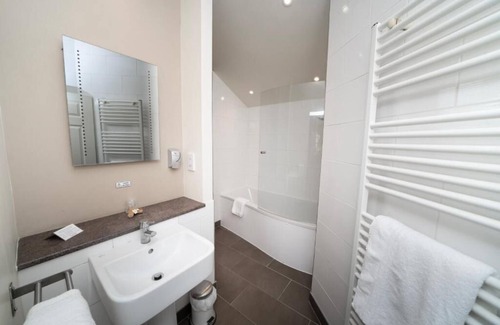Leamington Spa Hotel | The Angel Hotel