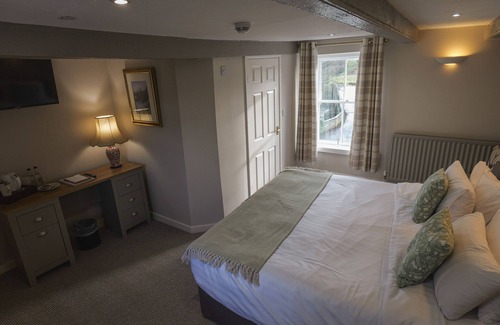 Morpeth Hotel | The Anglers Arms