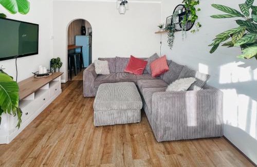 Perranporth House | The Annex At Tenniside