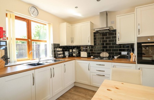 Maltby le Marsh Cottage | THE ANNEX AT THE STABLES, with a garden in Maltby Le Marsh