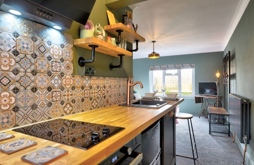 Lancing Apartment | The Annex By the Sea