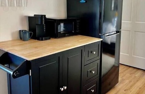Harbor Springs Apartment | The Annex – Lxry Suite in Downtown Harbor Springs!