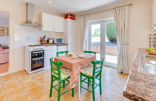 Ringshall House | The Annexe - One Bedroom House, Sleeps 2