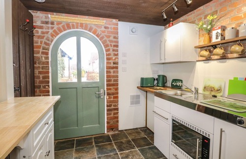 Fulmodeston Cottage | THE ANNEXE, pet friendly, with a garden in Fakenham