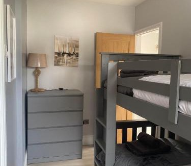 Porthcawl Apartment | The Annexe Porthcawl Pet Friendly 2 Bedroom Flat with King Size bed bunk beds and sofa bed sleeps up to 5 people