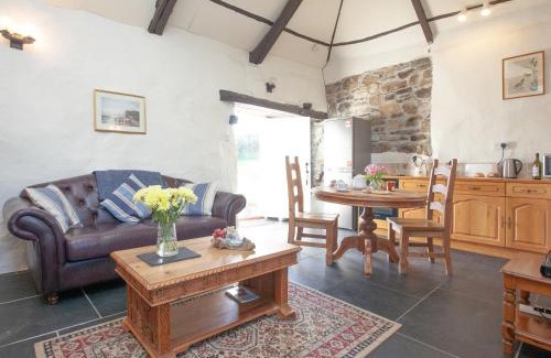 Saint Gennys House | The Annexe - Tbh