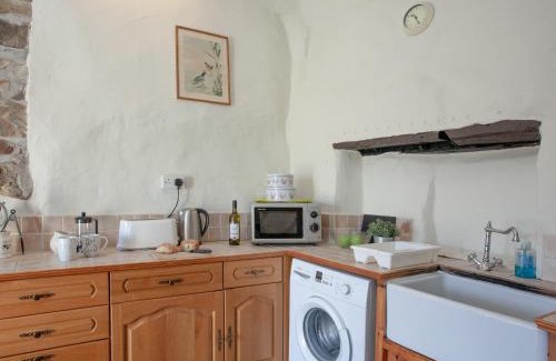 Saint Gennys House | The Annexe - Tbh