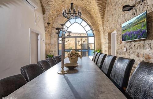 Safed Old City House | The Antiquity Heart Mansion