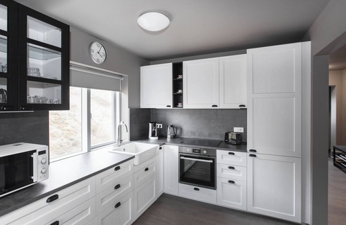 Innri-Njarthvik Apartment | The Apartment at Reykjanesviti