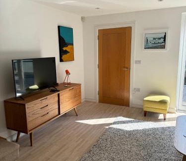 Truro Apartment | The Apartment Boscawen Woods
