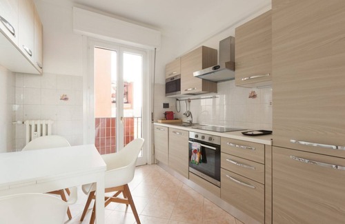 Niguarda Apartment | The apartment is equipped with all the main comforts and is located in a characteristic neighborhood in the north of Milan near the Parco Nord, Niguarda Hospital and Bicocca.The stay is recommended especially for those traveling by car, given the ease of