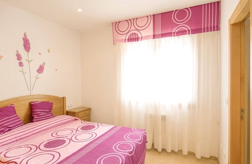 Raxo Apartment | The apartment is located in the seaside village of Raxo and offers a magnificent view of the Riades