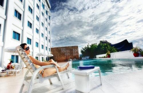 Poblacion District Hotel | The Apo View Hotel